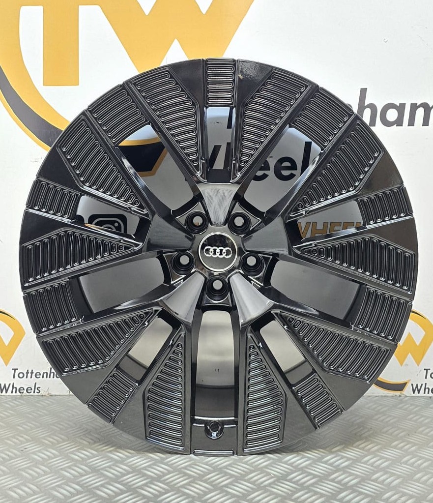 22" E-TRON GB