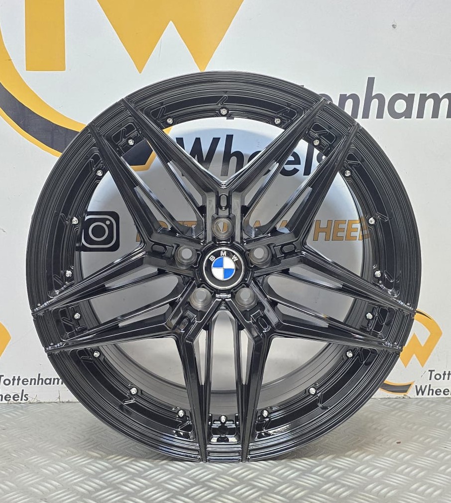 Set of 4 Brand New Aftermarket RAY5 Alloy Wheels Gloss Black to Fit BMW 5x120