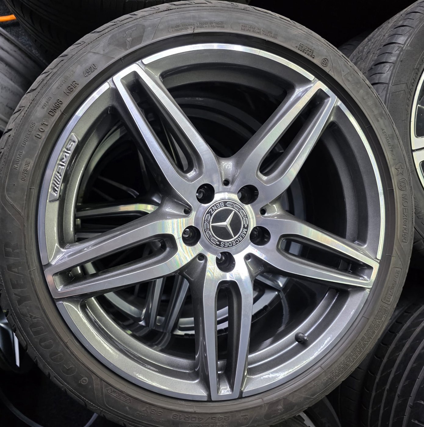 E Class Style Alloy Wheels with Tyres for Mercedes-Benz – 19" – Reconditioned