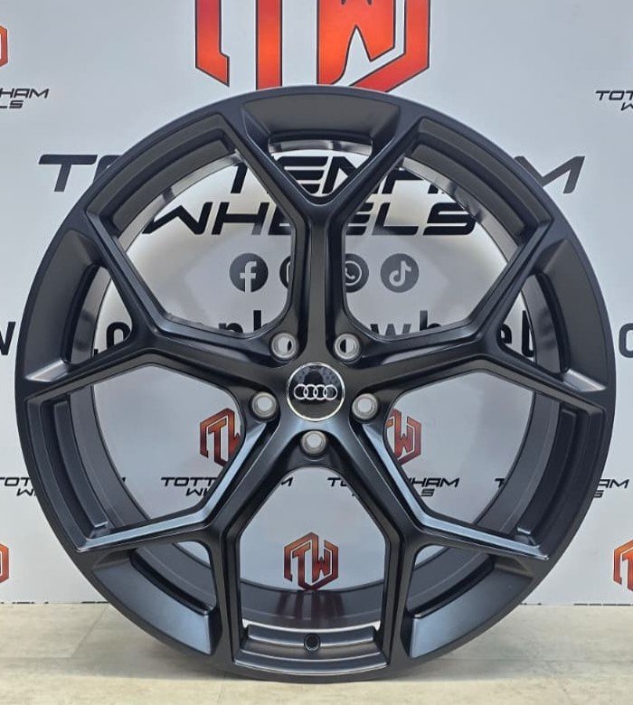 Audi RS6 Y Spoke Style Alloy Wheels – 19" – Gloss Black