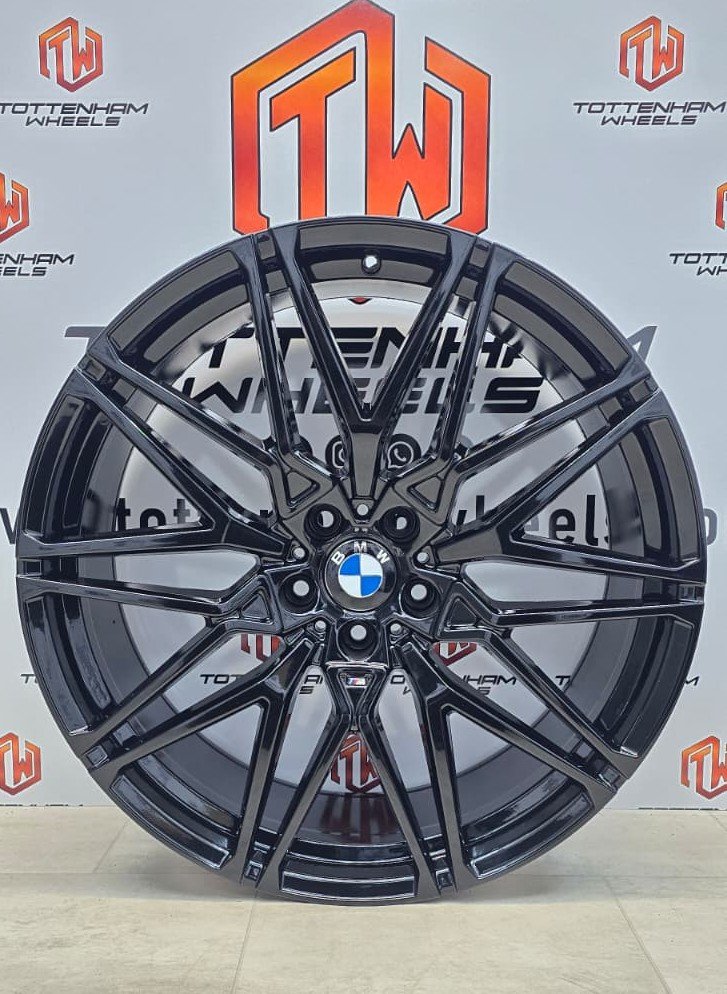 BMW 818M Style Alloy Wheels – 22" – Black